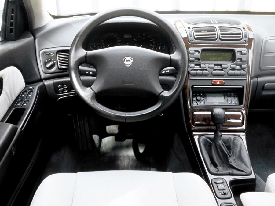  Lancia k 1998 года  (фото 2 из 4)